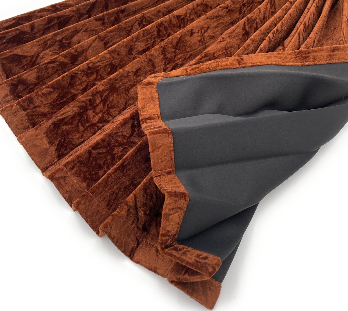 金華山仮眠カーテン トラック用】大量生産により低価格を実現