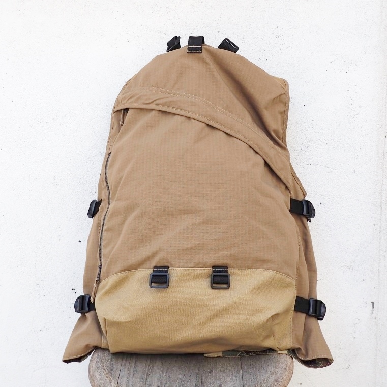 フリーホイーラーズ エクスペディション バックパック ベスト デザート