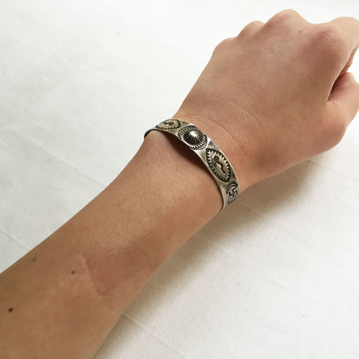 インディアンジュエリー ナバホ フレッドハービースタイル