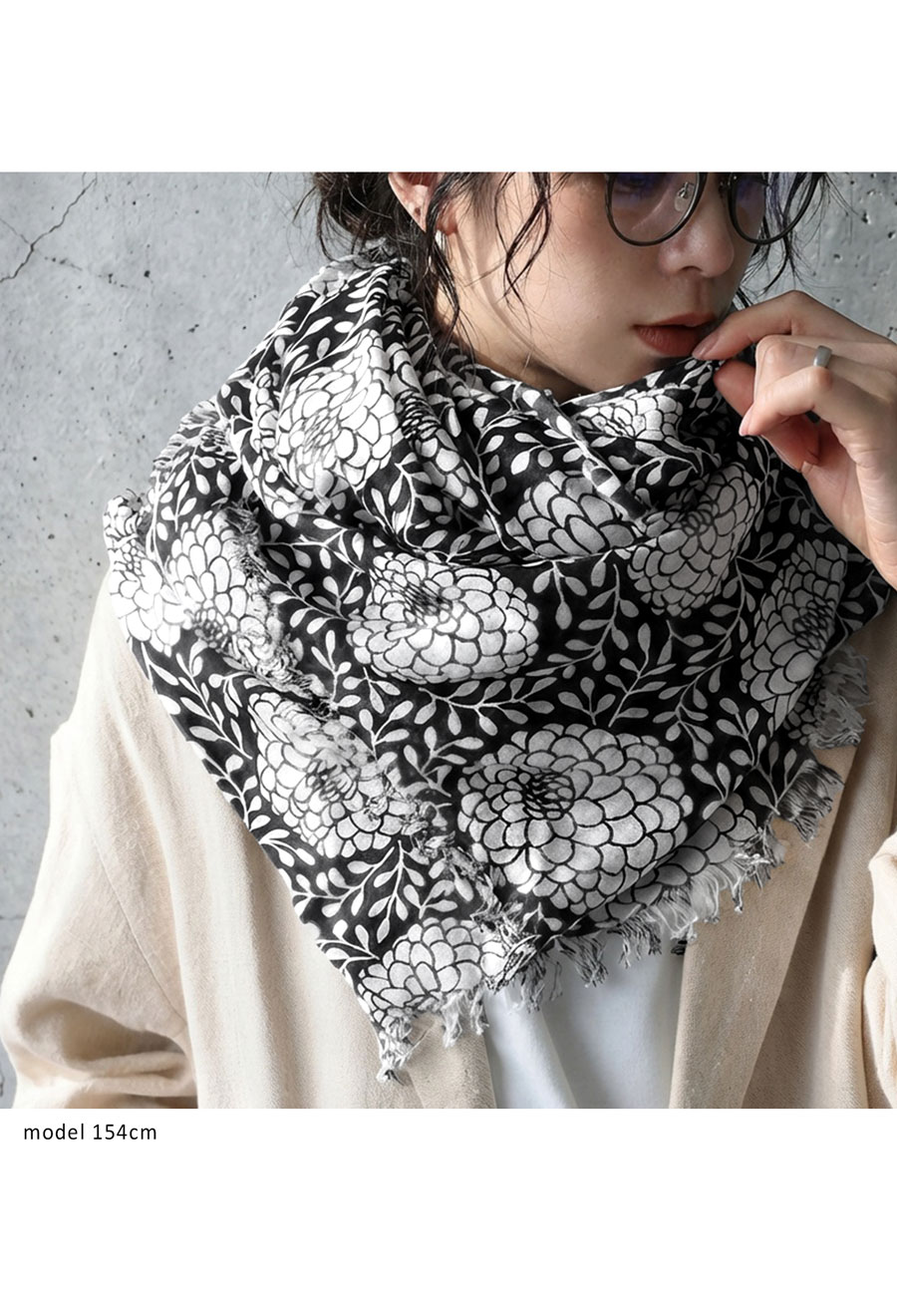 再入荷予定有!モノクロフラワー ストール レディース 大判 フリンジ