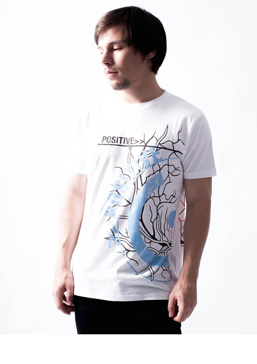 楽天市場】『CHAOS;CHILD』「妄想トリガー」Tシャツ／全2色／S・M・L