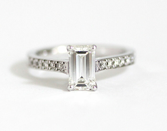 楽天市場】ダイヤモンド リング Pt900 エメラルドカット 0.859ct H