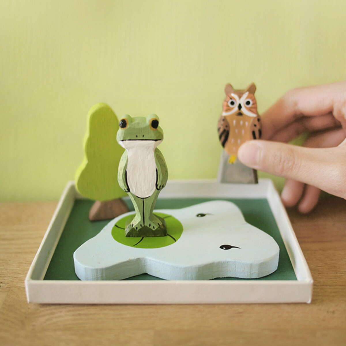 リモージュボックス 読書するカエル 蛙 小物入れ 2個 トリンケット