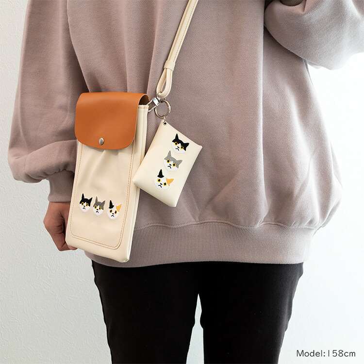 楽天市場】マルチポーチ ストラップ付 【 刺繍 3匹の猫 】 カード収納