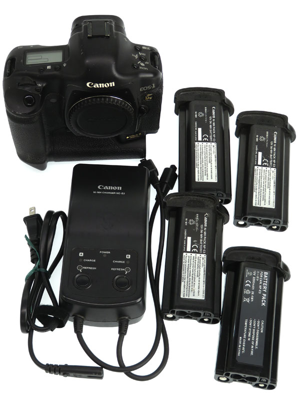 Canon】キヤノン『EOS-1Ds Mark IIボディー』1670万画素 フルサイズ CF