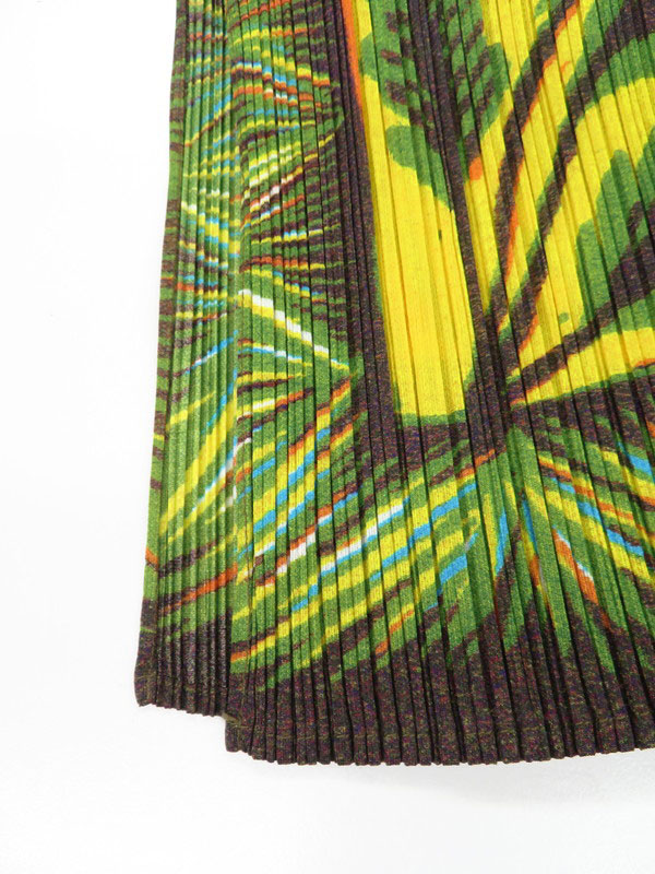 PLEATS PLEASE ISSEY MIYAKE】プリーツプリーズイッセイミヤケ