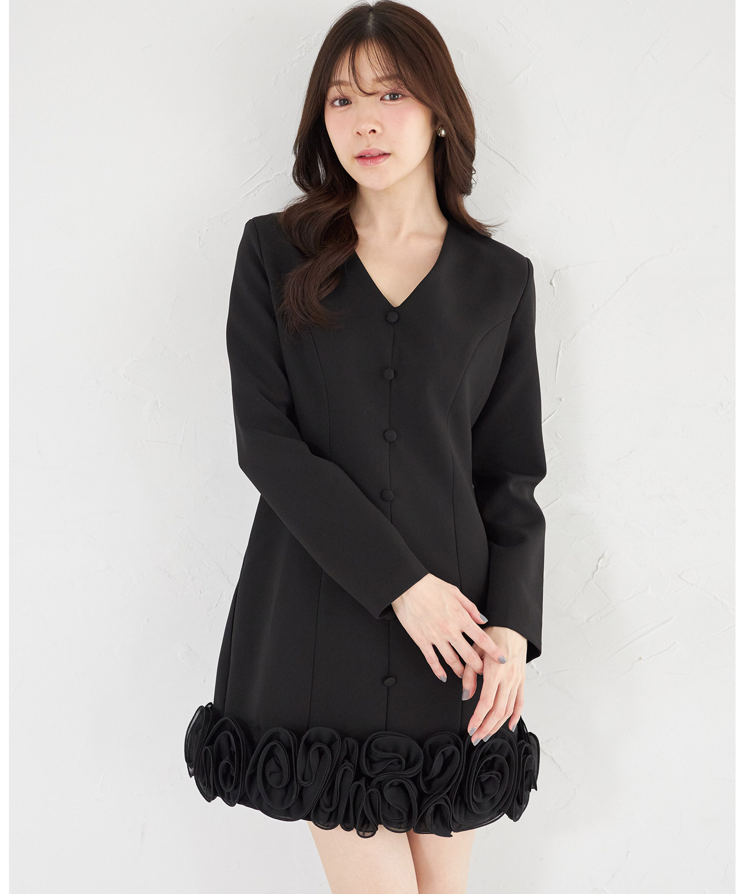 裾フラワーフリル付きミニワンピース