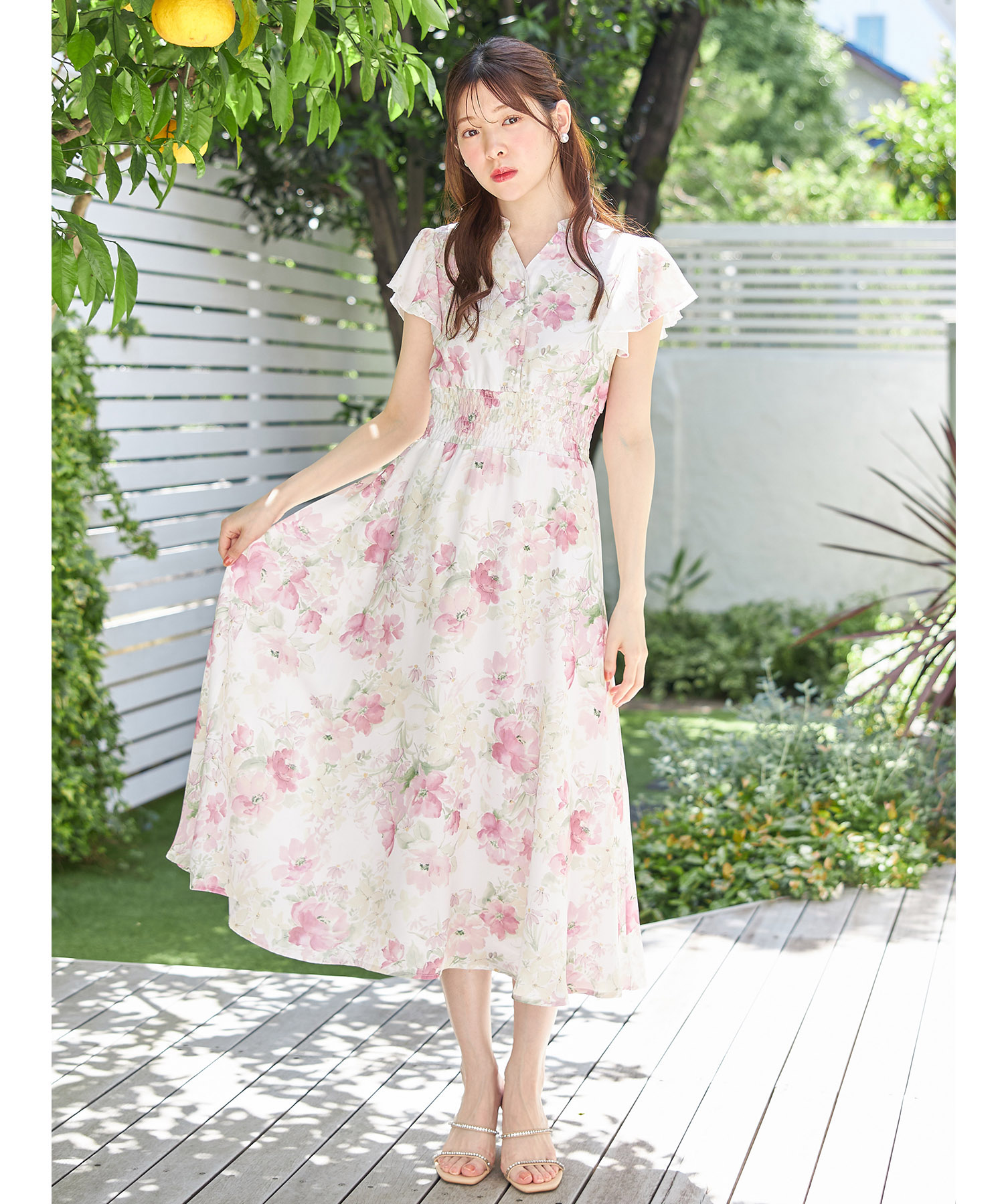 ウエストシャーリングスキッパーフラワープリントワンピース