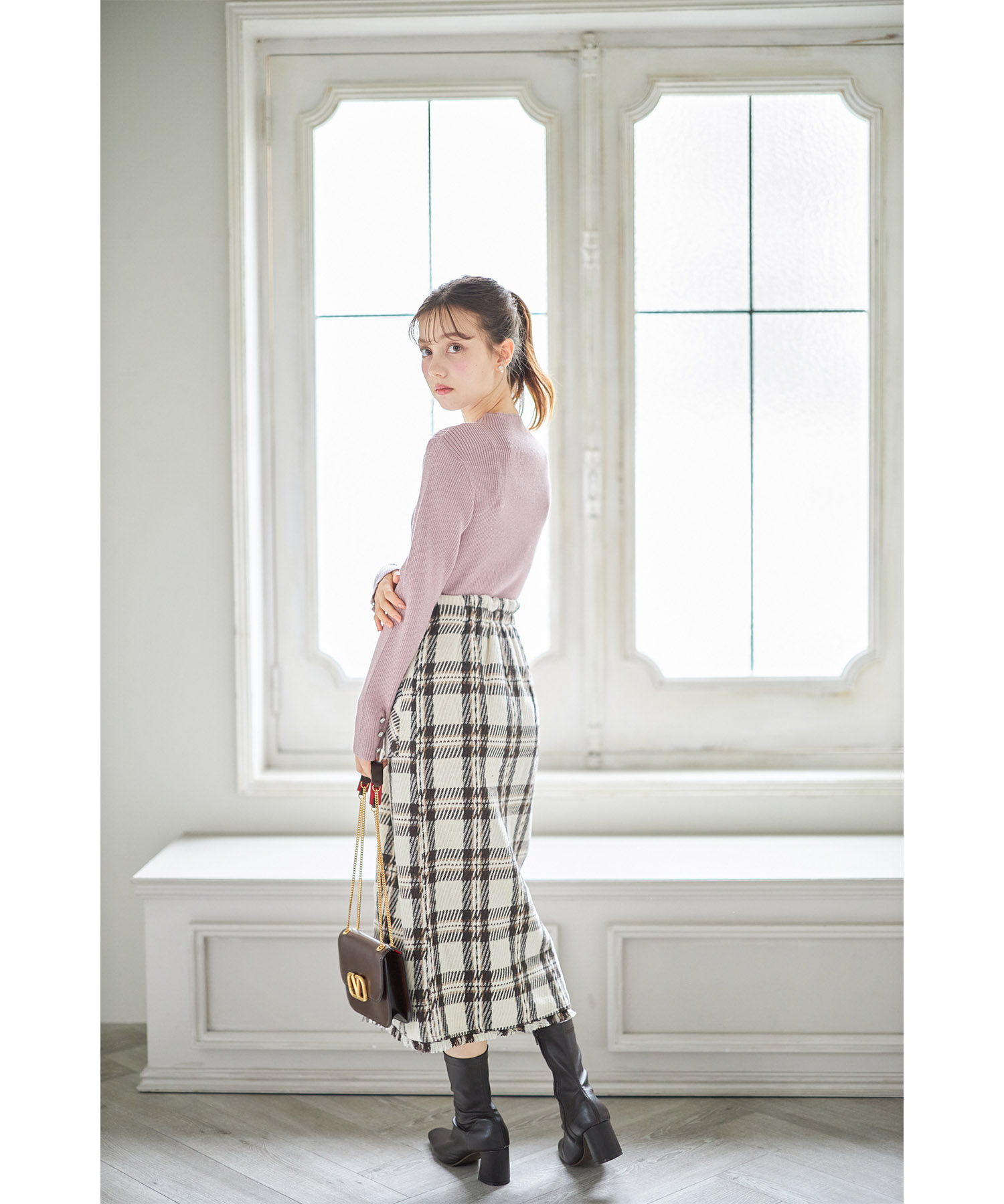 ポケット付きチェック柄フロントジップタイトスカート