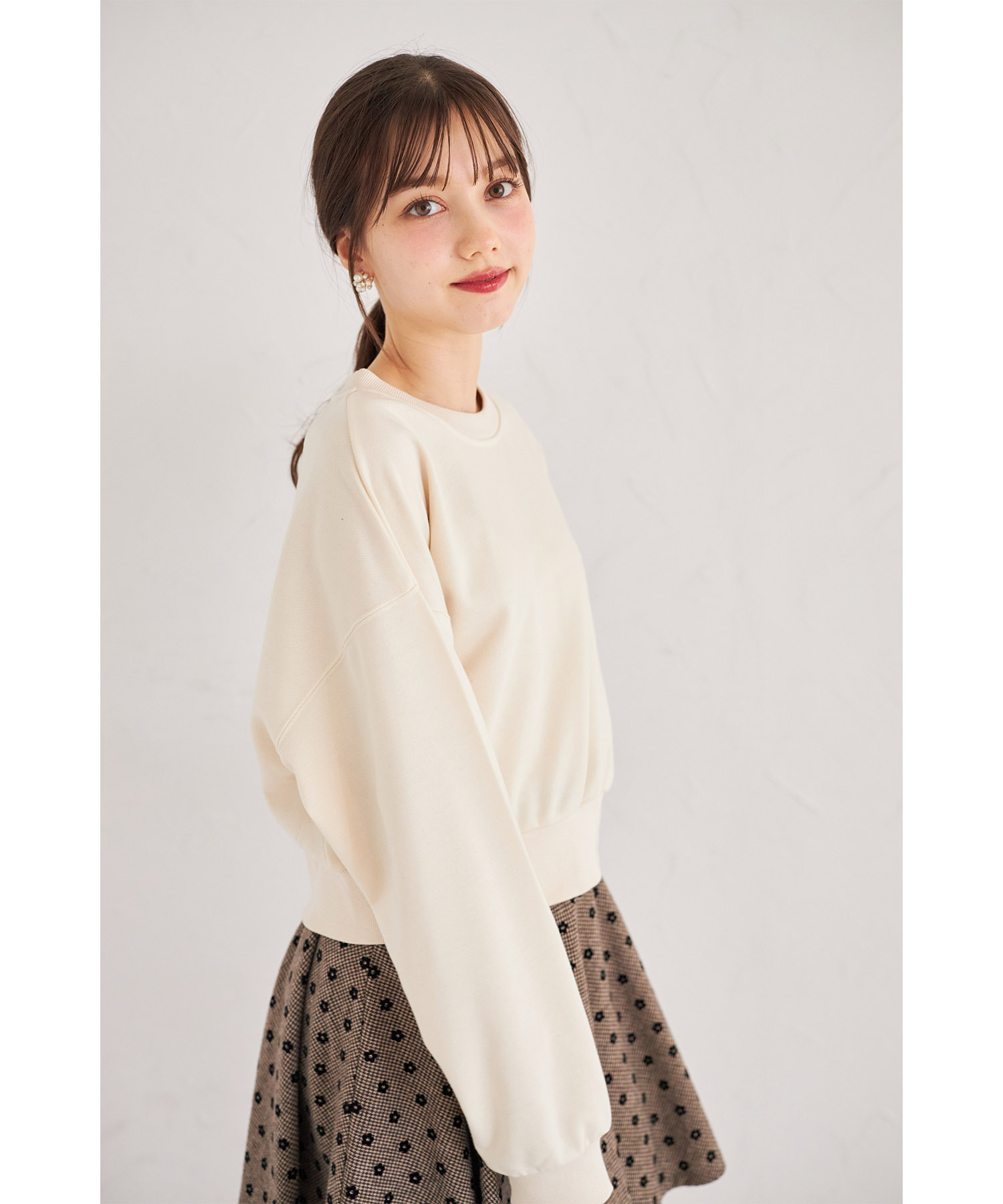 tocco cat刺繍入り裏毛スウェット