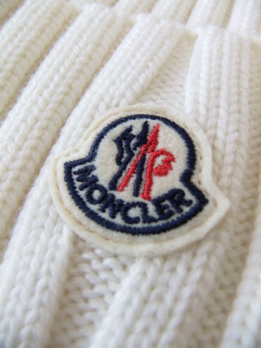 MONCLER - KNIT CAP （ホワイト） ニット帽 | 4.444glad