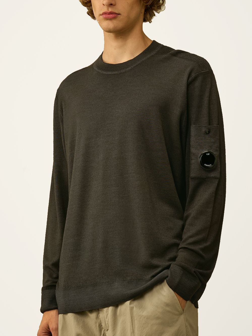 C.P. COMPANY - KNITWEAR CREW NECK IN FAST DYED MERINOS ウール
