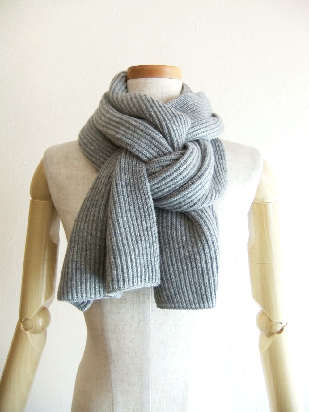 Johnstons - カシミヤ リブ ストール HAA01684 (ライトグレー) | 4.444glad