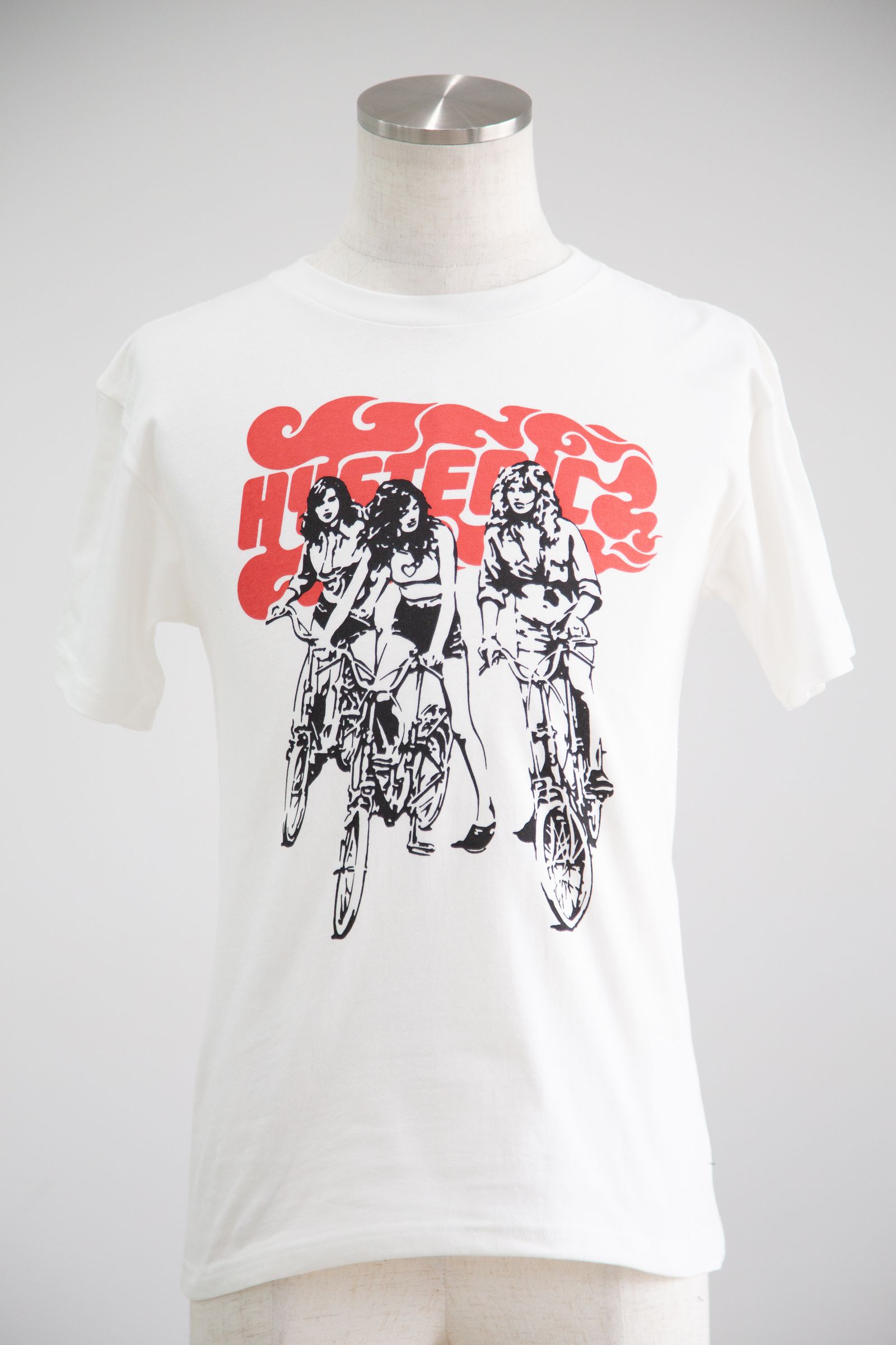 HYSTERIC GLAMOUR - HIT THE ROAD チビTシャツ / ブラック | Tempt