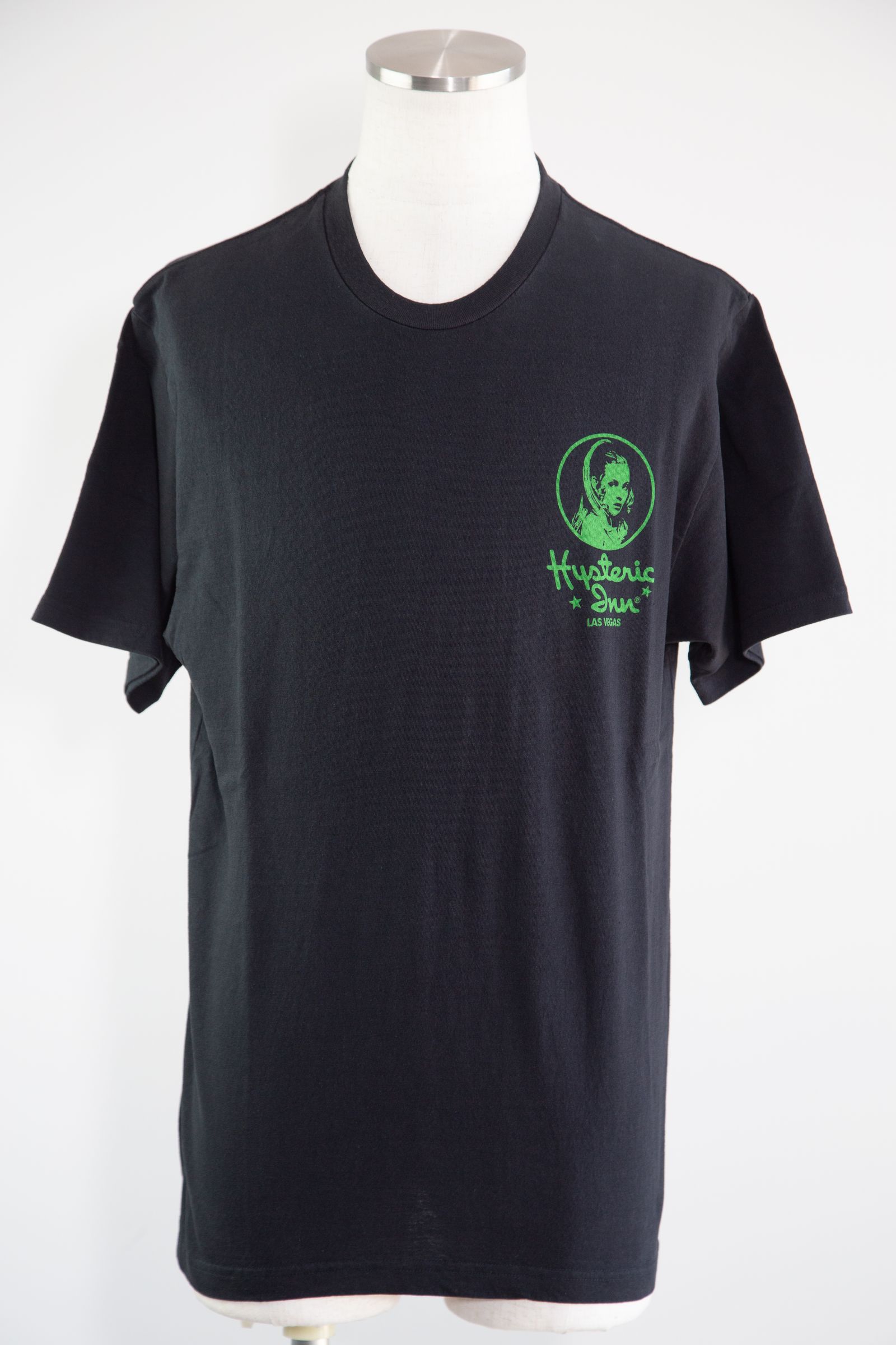 HYSTERIC GLAMOUR - HYSTERIC INN Tシャツ / ブラック | Tempt