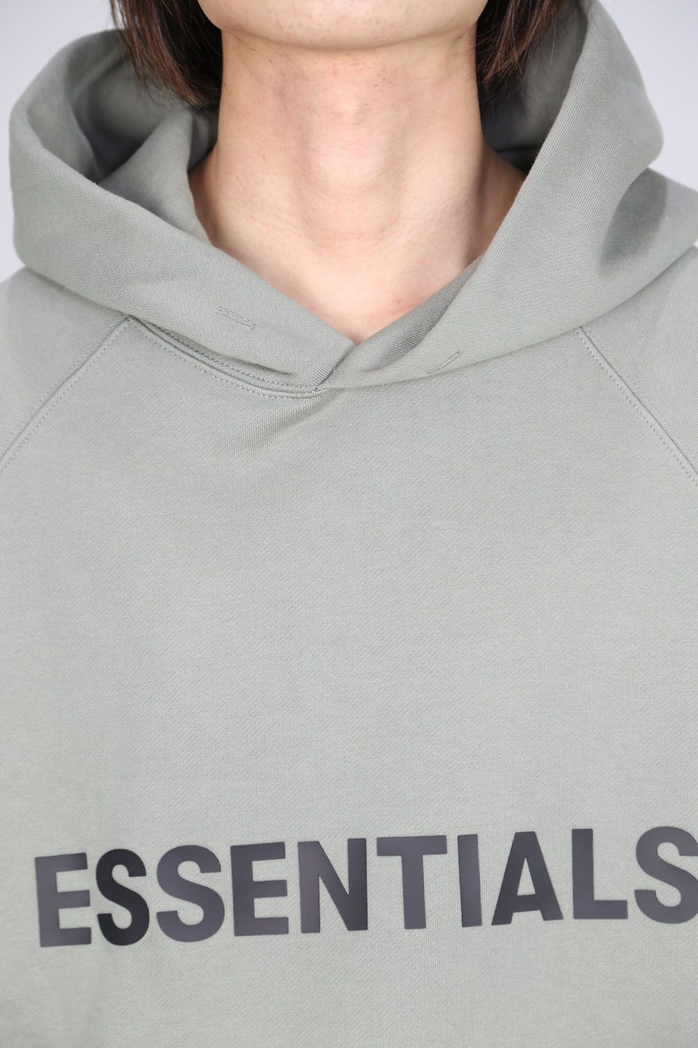 FOG ESSENTIALS - FRONT LOGO HOODIE / セージ | Tempt