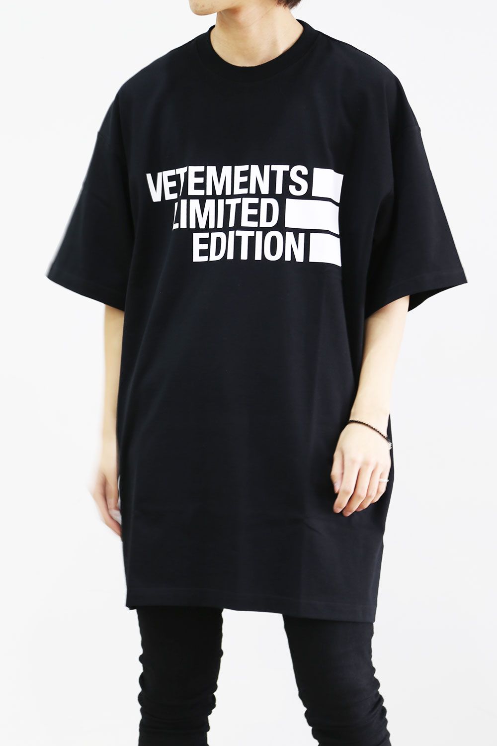 正規 ヴェトモン Tシャツ 20SS VETEMENTS ヴェトモン ロゴ Tシャツ