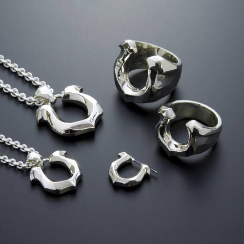 GARNI - Fortune Pendant - L | Tempt