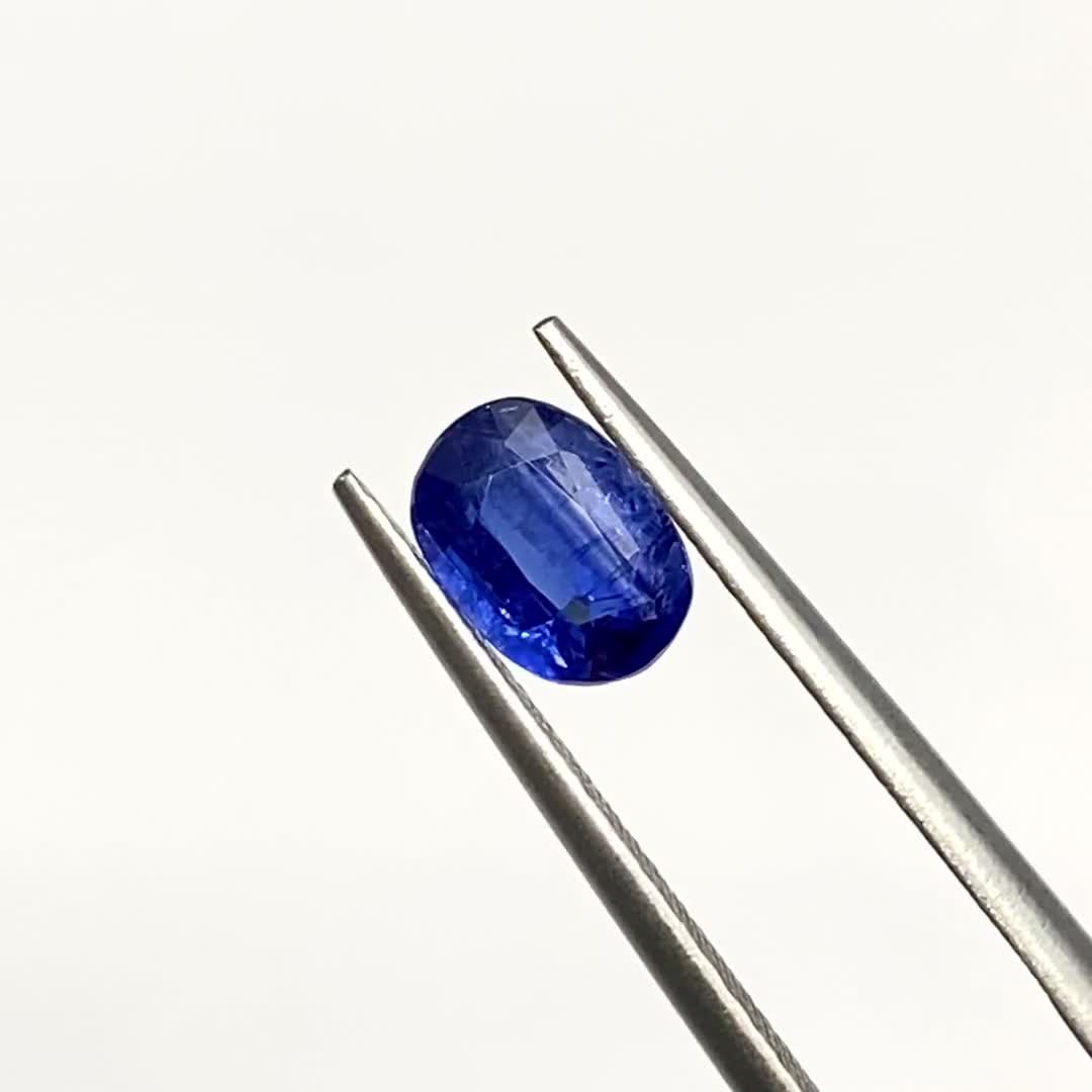 カイヤナイト(宝石名カイヤナイト)ネパール産 識別済 1.00ct / 7.2x5