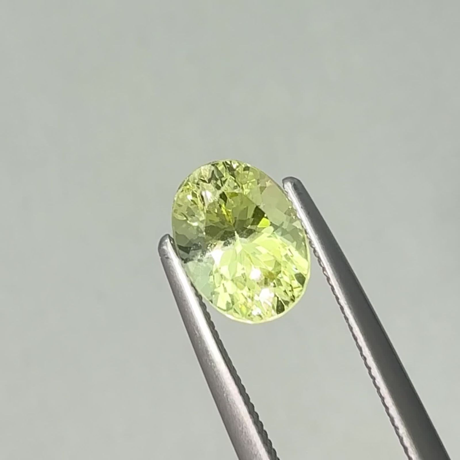 クリソベリル(宝石名イエロー・クリソベリル)スリランカ/マダガスカル