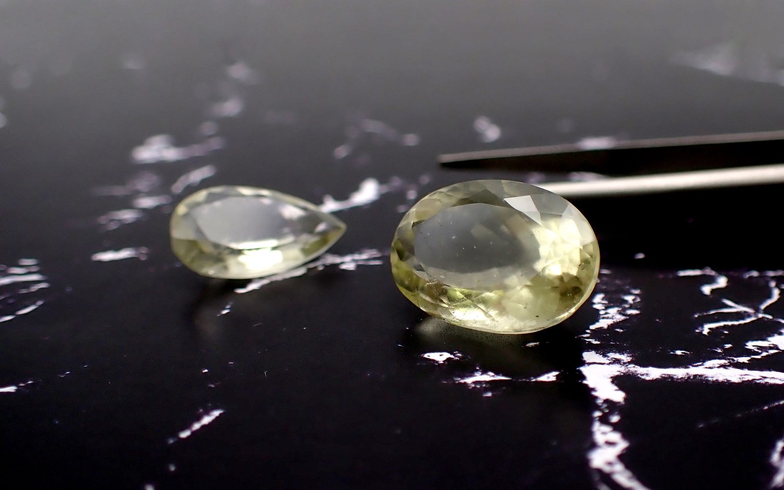 K18 隕石 鑑別書 モルダバイト リビアングラス スターカット