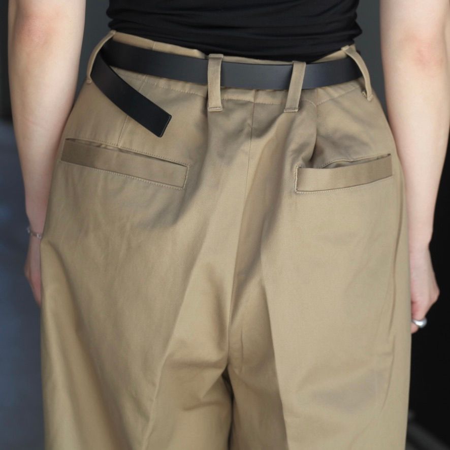 UNIVERSAL PRODUCTS - 【残り一点】2Tuck Wide Chino Trousers