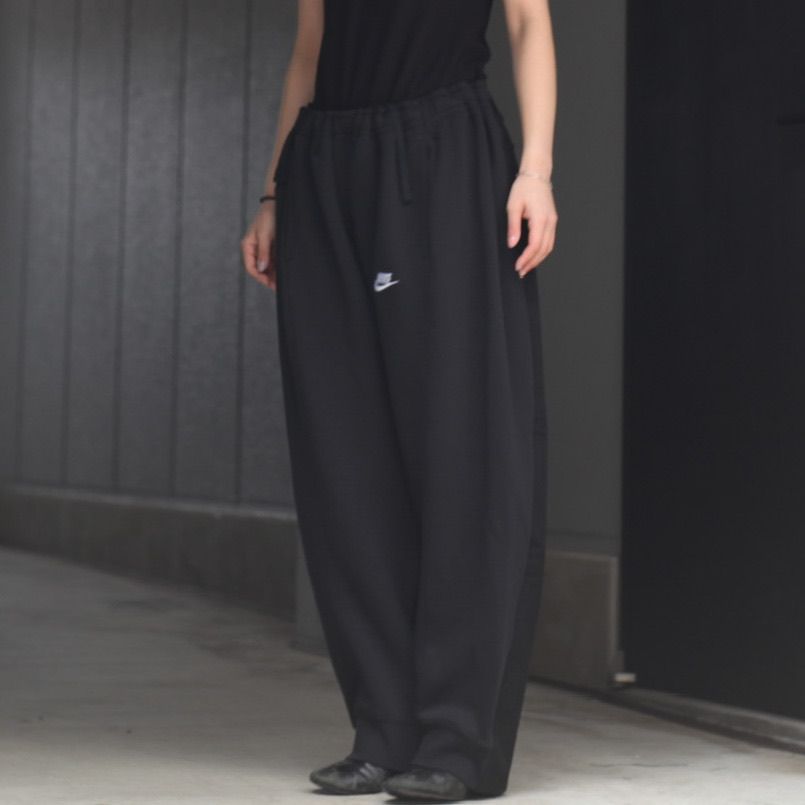 BLESS - 【残り一点】Over Jogging Jeans(L) | ACRMTSM ONLINE STORE