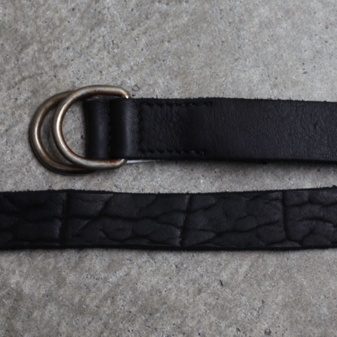 GUIDIグイディ ブランド定番のロングナローベルト NARROW BELT BISON