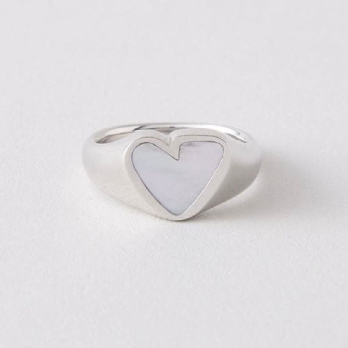 PREEK - 【お取り寄せ注文可能】Heart Stone Ring(WHITE×SILVER