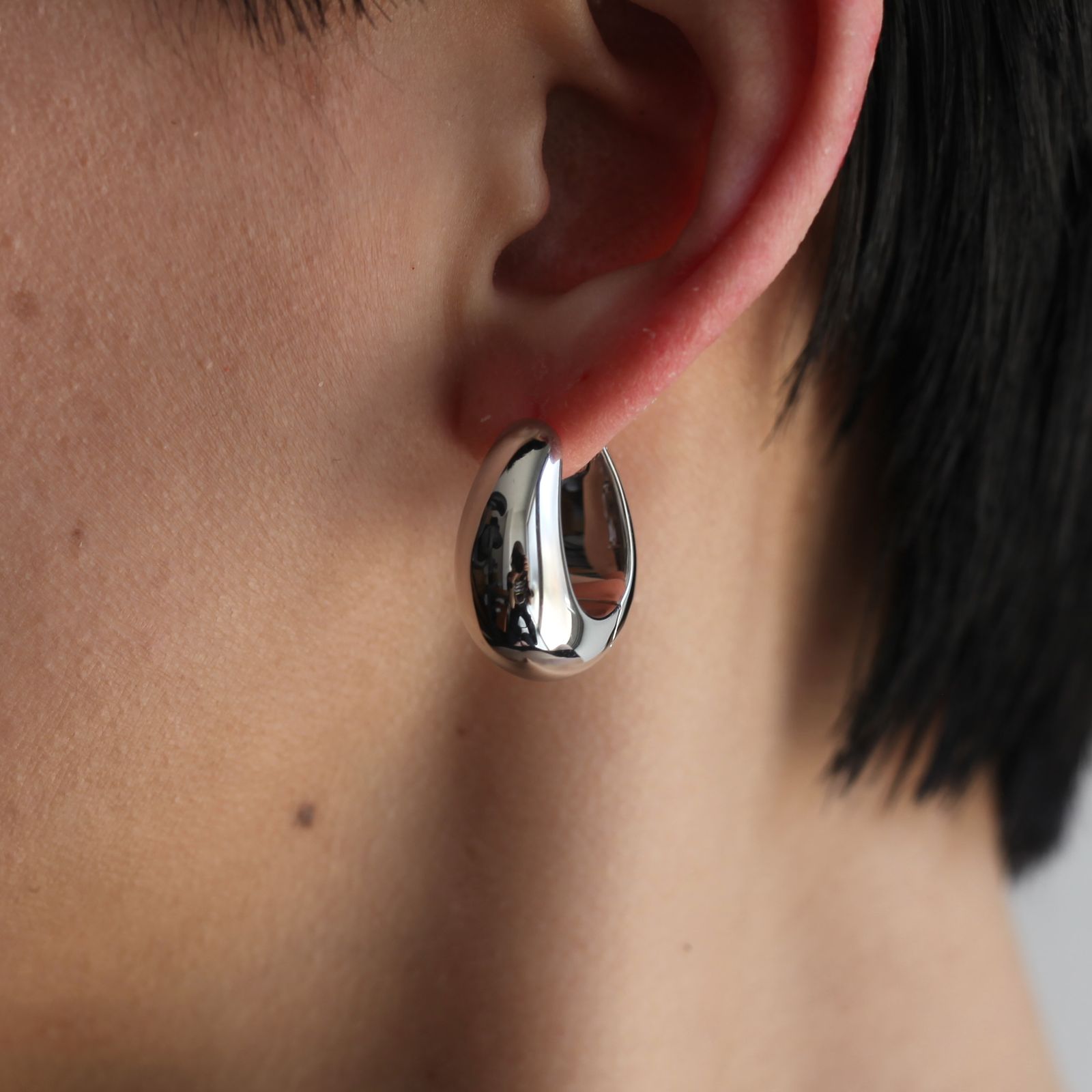 TOMWOOD - 【残りわずか】Ice Hoop Medium(SILVER) | ACRMTSM ONLINE STORE