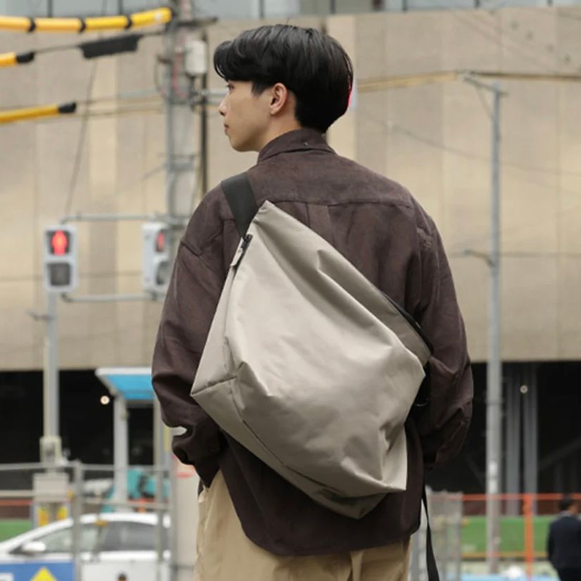 meltum - 【残り一点】Nylon Messenger Bag | ACRMTSM ONLINE STORE