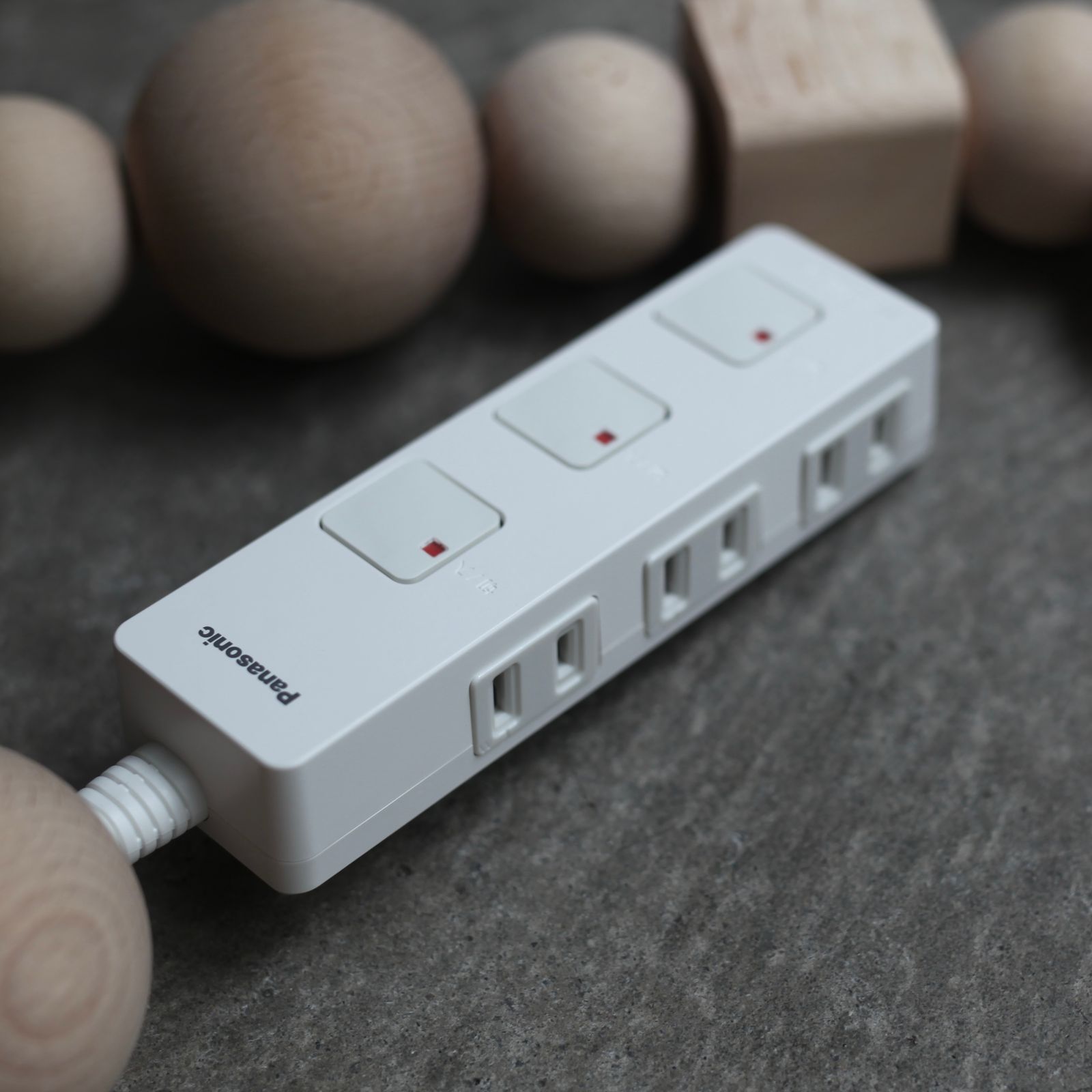 BLESS - 【残りわずか】Cable Jewelry Multiplug_1.4m(WOODEN ELEMENTS