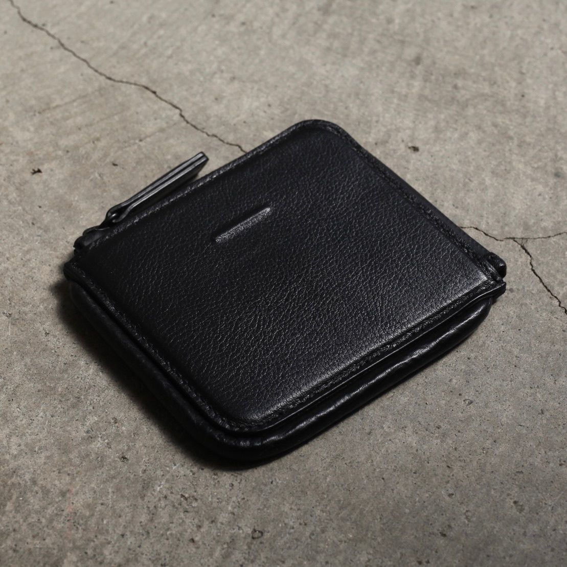 objcts.io - 【残り一点】ジップウォレット(BLACK) | ACRMTSM ONLINE STORE