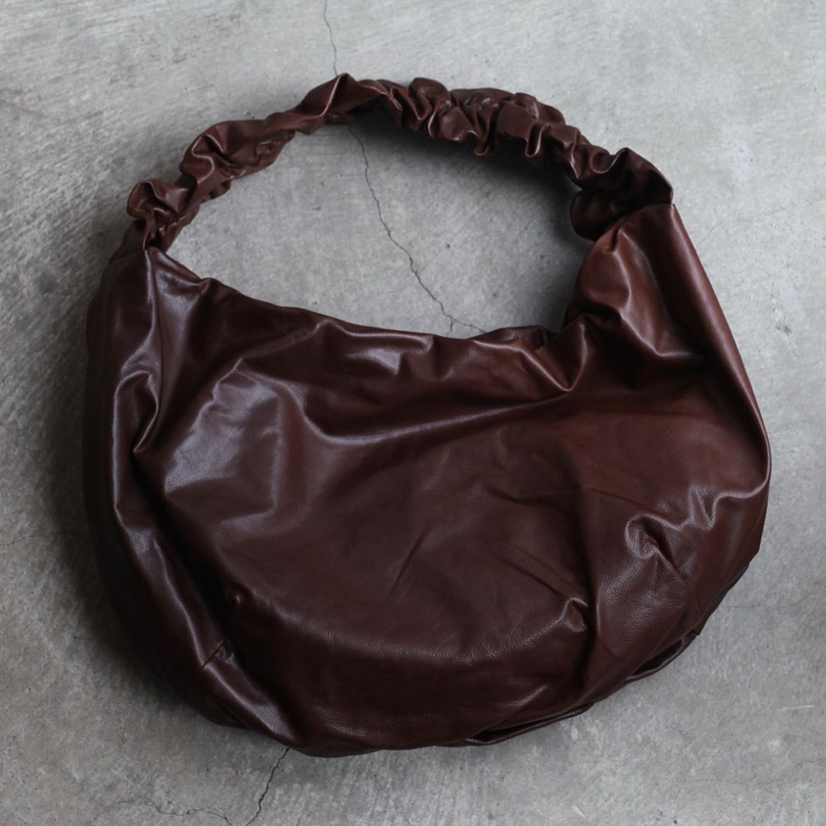 OUAT - 【残りわずか】Office Bag(NAVY) | ACRMTSM ONLINE STORE