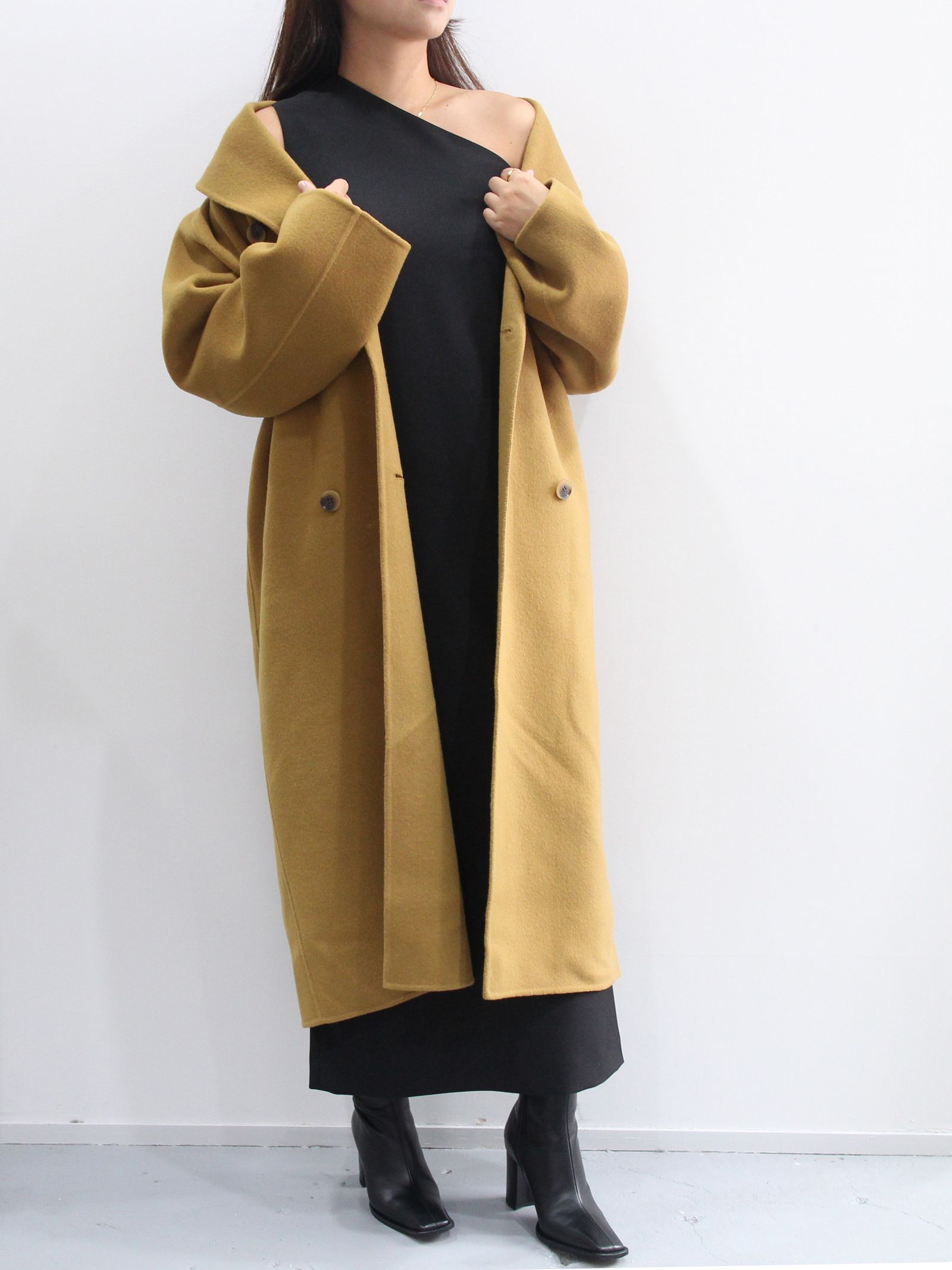 ETRE TOKYO - ダブルブレストリバーロングコート - BEIGE | ADDICT WEB