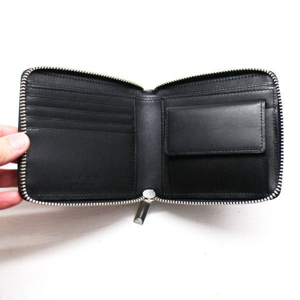 Maison MIHARA YASUHIRO - 炙り出しスタッズZIPウォレット | ADDICT