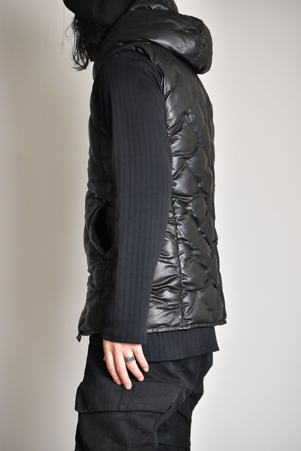 ISAMU KATAYAMA BACKLASH - Kangaroo Polish White Goose Down Vest