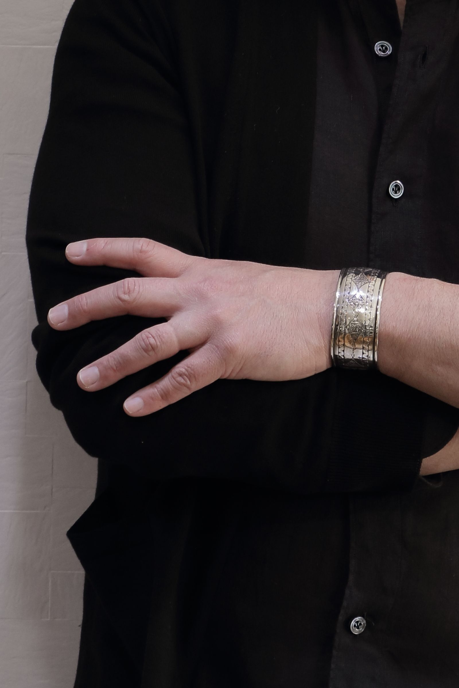 ADAWAT'N TUAREG - Isskla / イスクラ ハンドメイド シルバー バングル