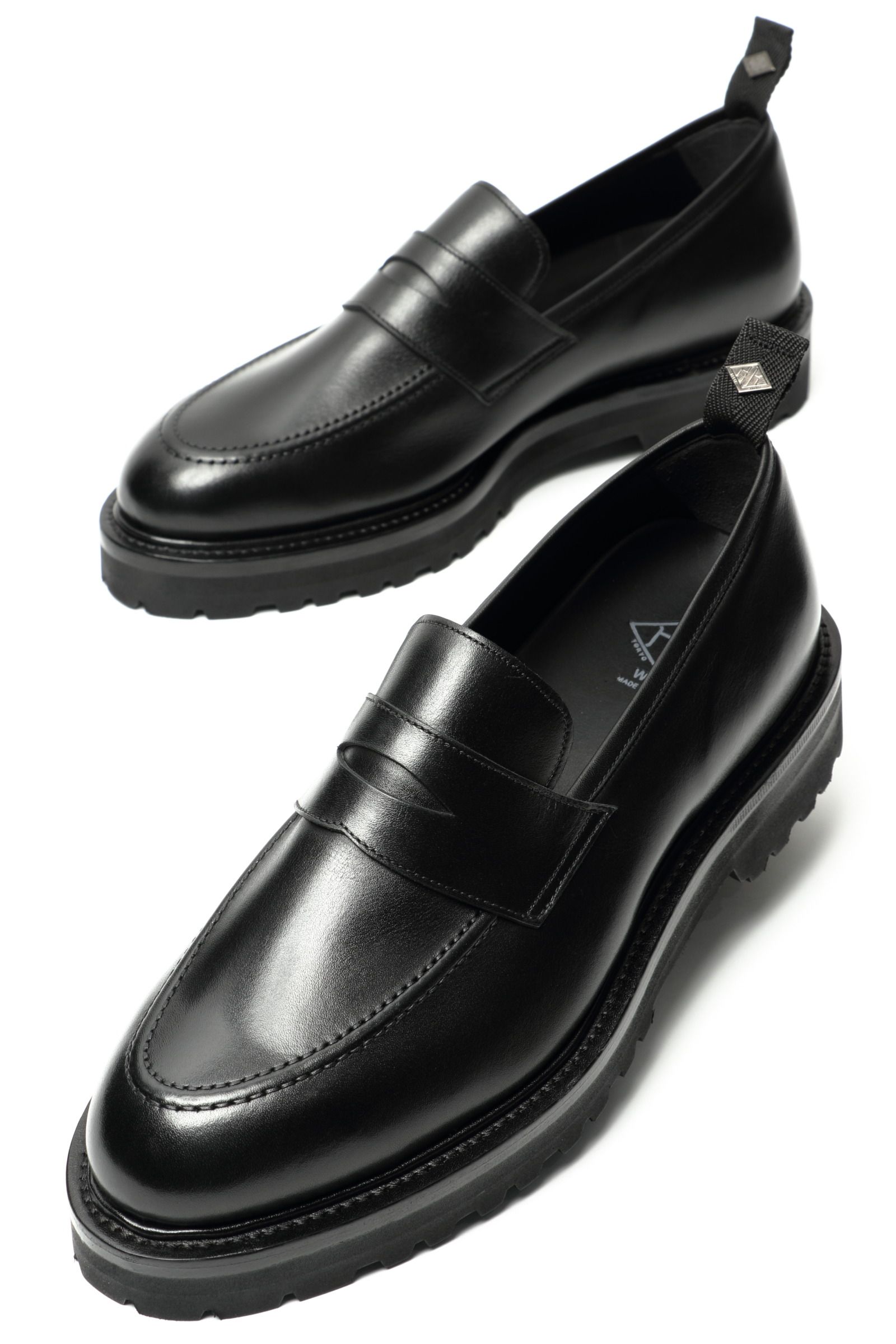 干場義雅 監修】WH - ダブルエイチ ON/OFF最強シューズの秘密に迫る