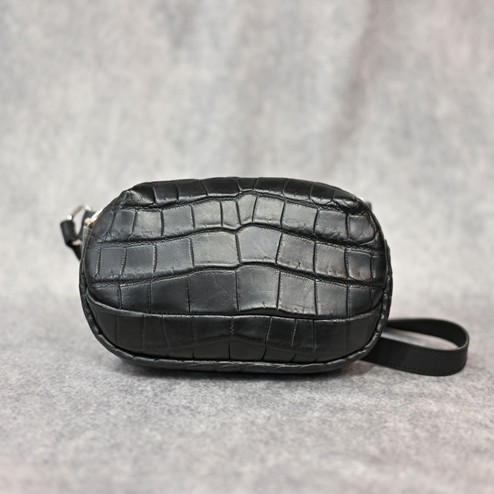 ISAMU KATAYAMA BACKLASH - The Line クロコダイル ポーチバッグ （BLK