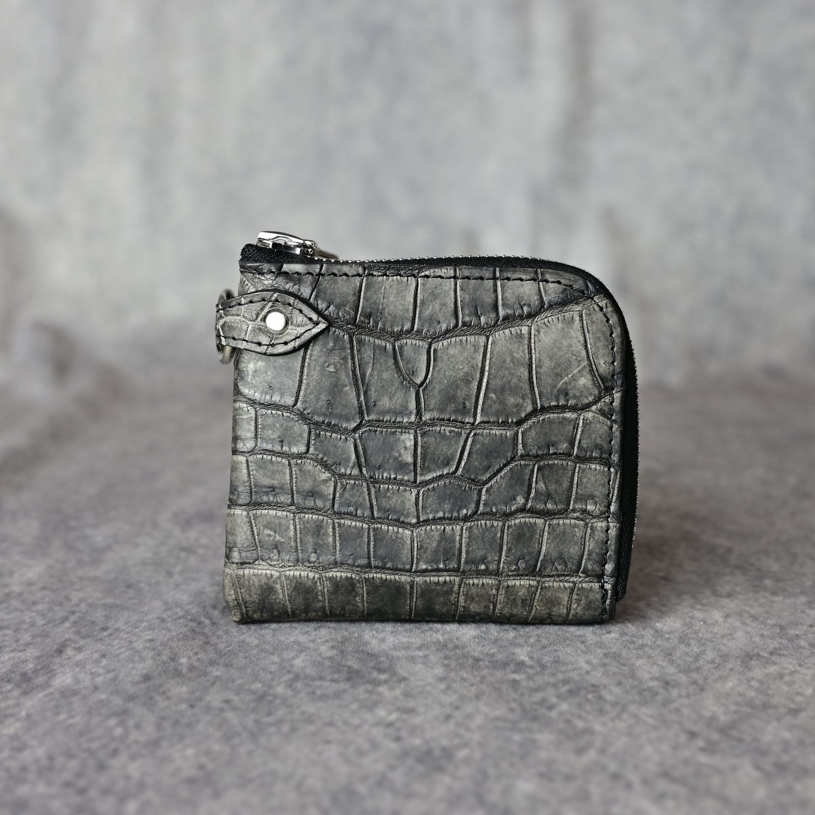 ISAMU KATAYAMA BACKLASH - クロコ 墨染め+イタリアンバケッタ コイン