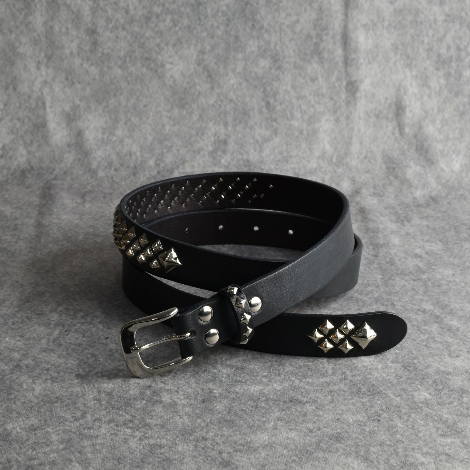 CALEE - STUDS LEATHER NARROW BELT (BLACK) / スタッズ レザー ナロー