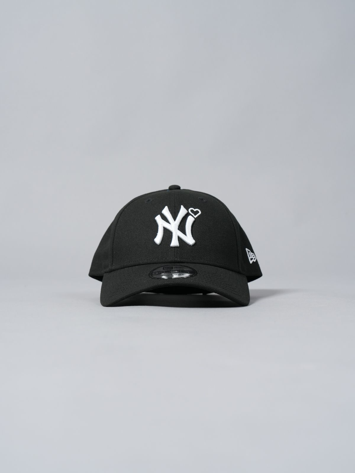 BASICKS - 【限定】9 FORTY Yankees Heart Embroidery Cap / ベス