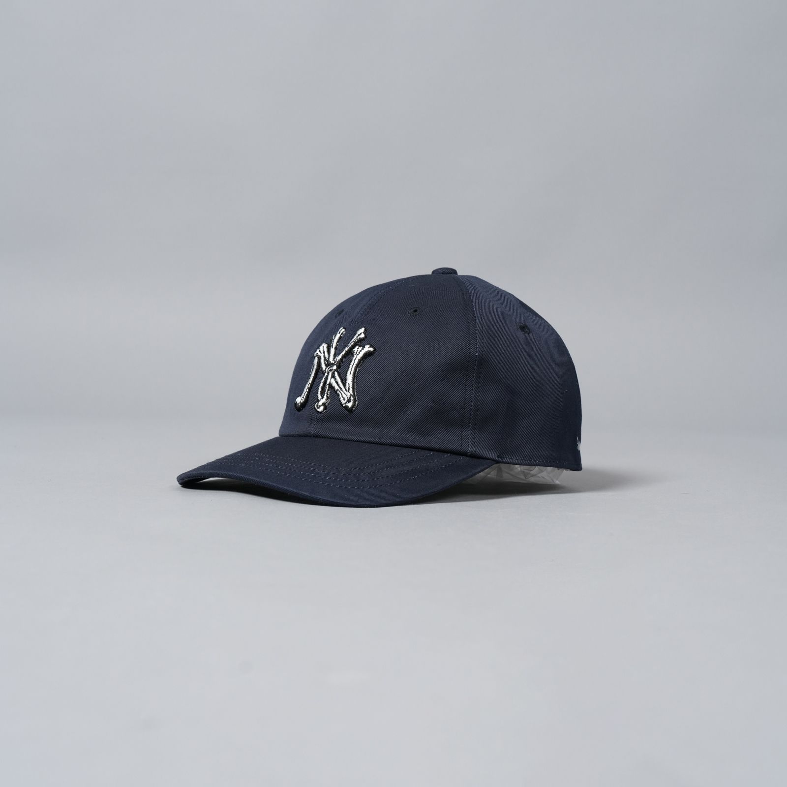 BASICKS - 【ラスト1点】【再入荷】Bone New York Cap / ボーン