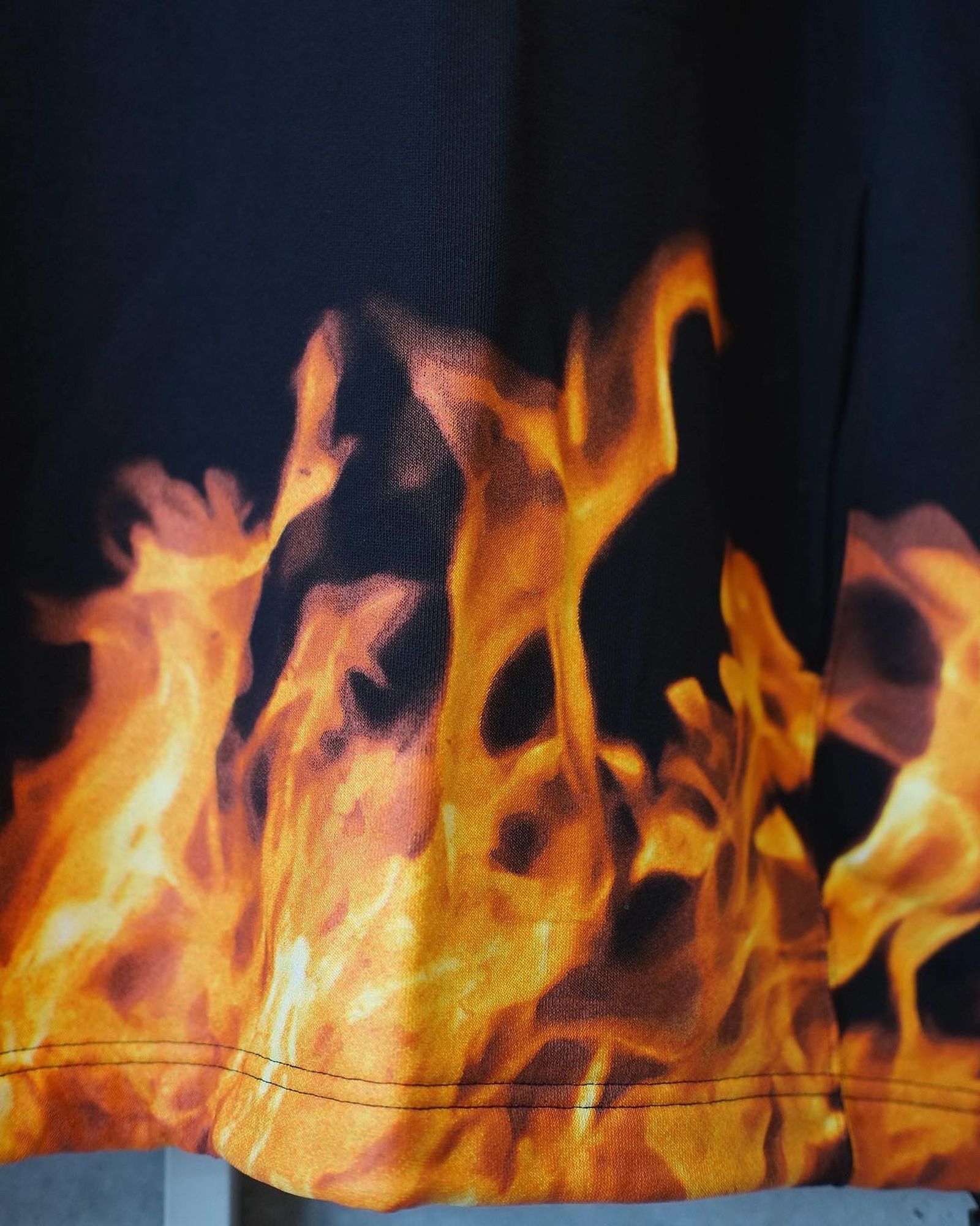 MINEDENIM - Fire Pattern Cutoff Sleeve Big Hoodie | fakejam