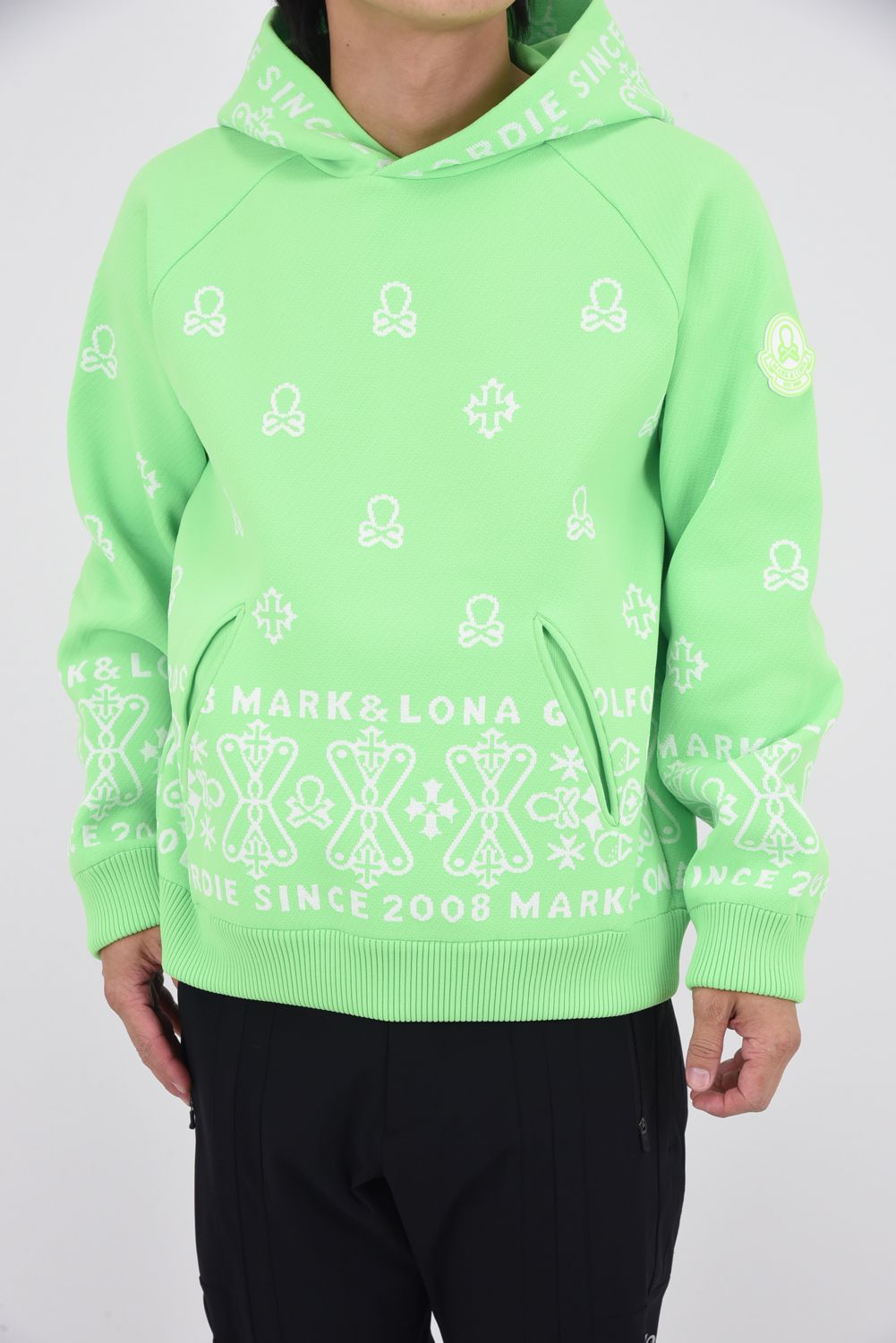 MARK&LONA - 【25AW】 SVASTIKA POLY FLEX HOODIE / クロスモチーフ