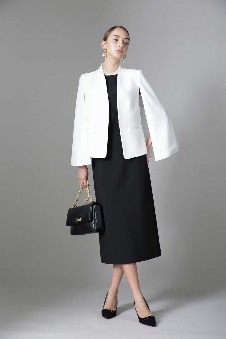 PINKY&DIANNE - ケープジャケット（ホワイト）トリアセテート素材