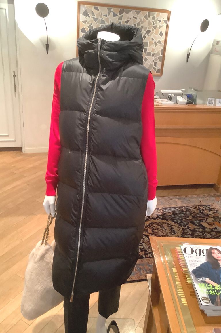 Theory - パッファーベスト(ブラック) ナイロン / ロング丈 / 軽量