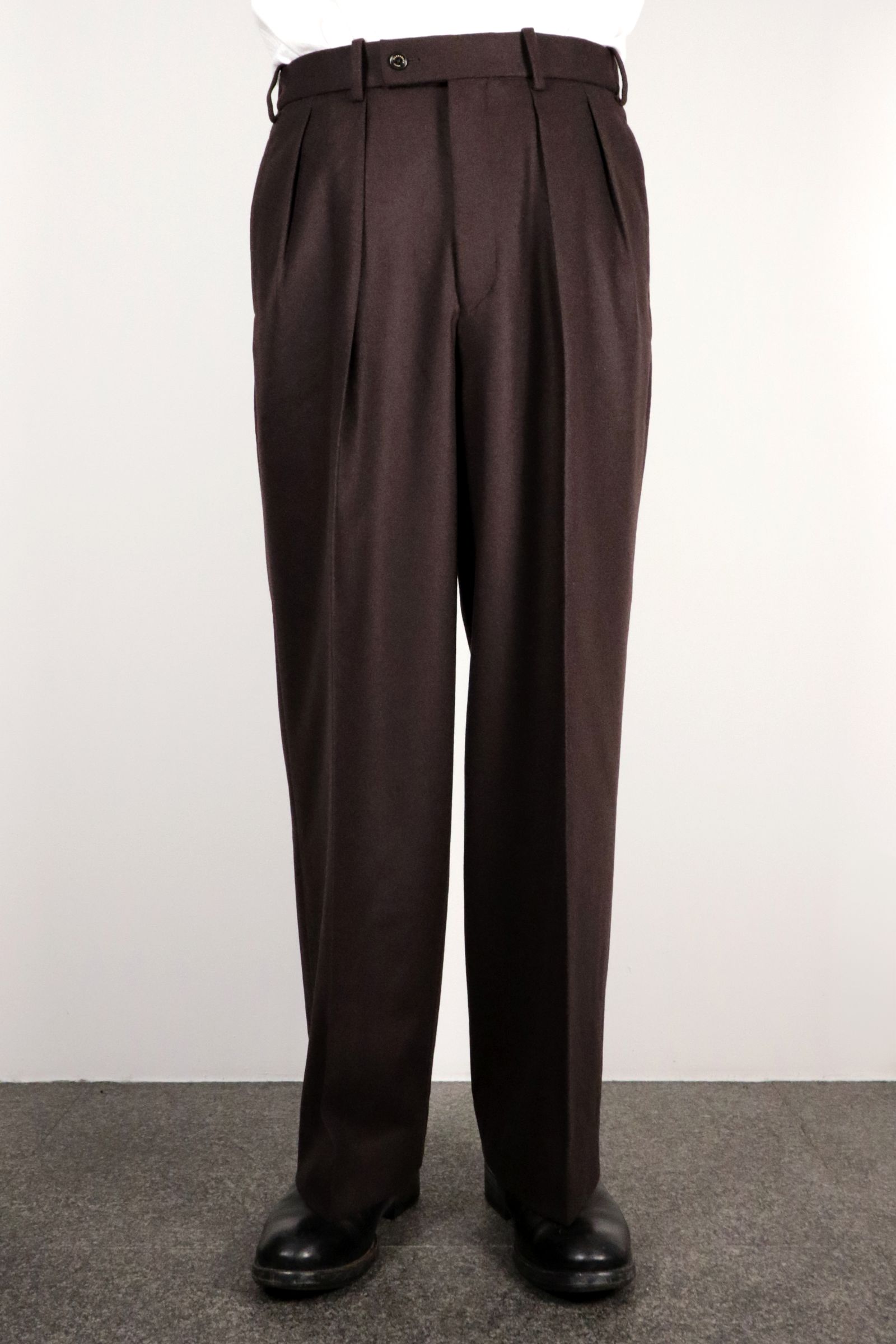 MARKAWARE - ORGANIC WOOL FLANNEL DOUBLE PLEATED TROUSERS
