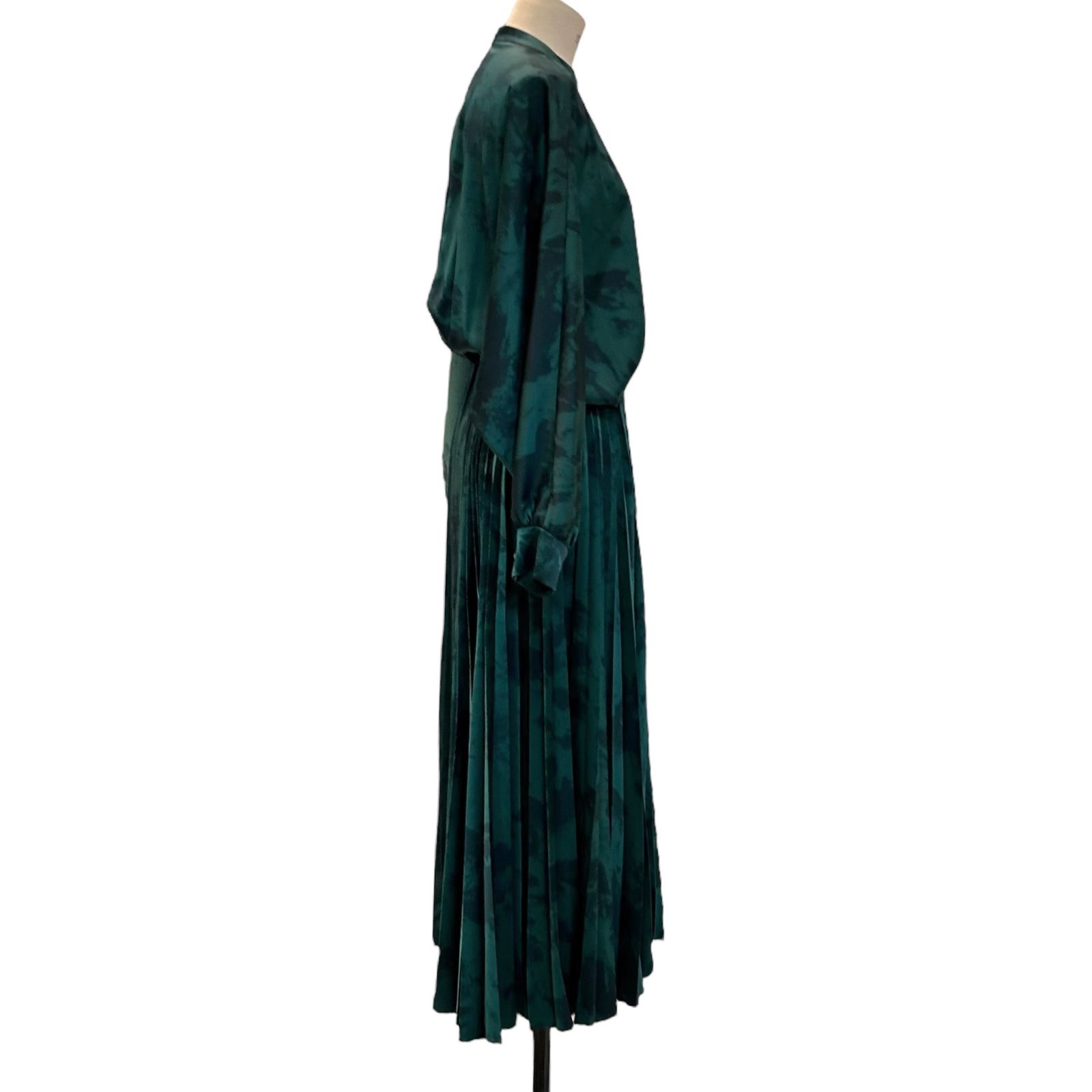 08sircus - Vintage satin half tone pleated Dress / ワンピース